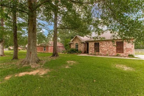 27695 Ivy Springs Drive, Independence, LA 70443