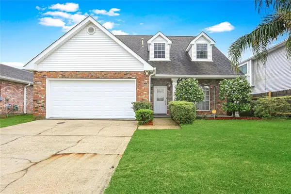 2412 Ave Mont Martre, Gretna, LA 70056