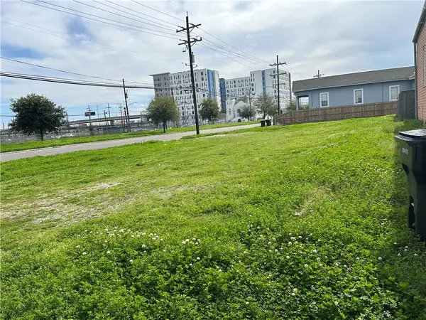 2206 Gravier Street, New Orleans, LA 70119