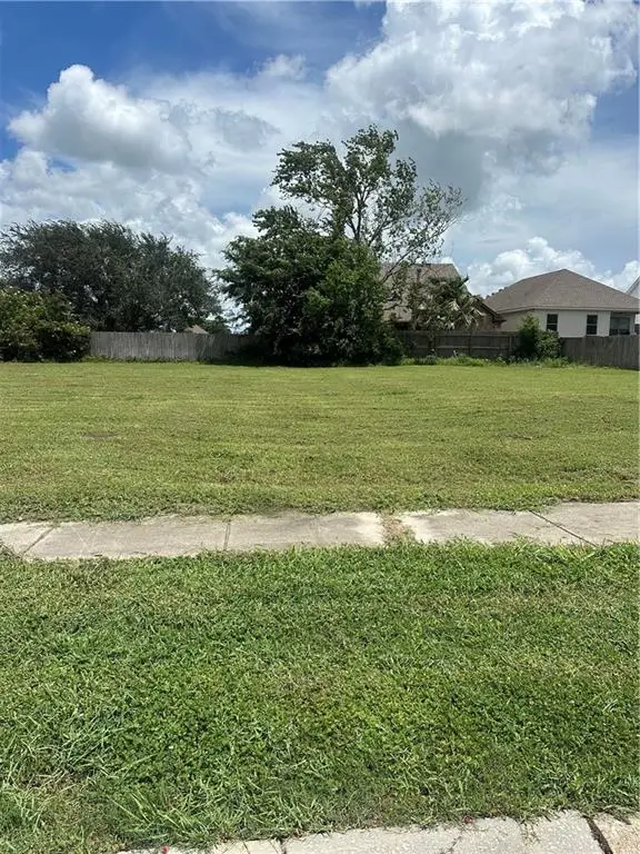 8325 Creole Drive, Chalmette, LA 70043 - #2