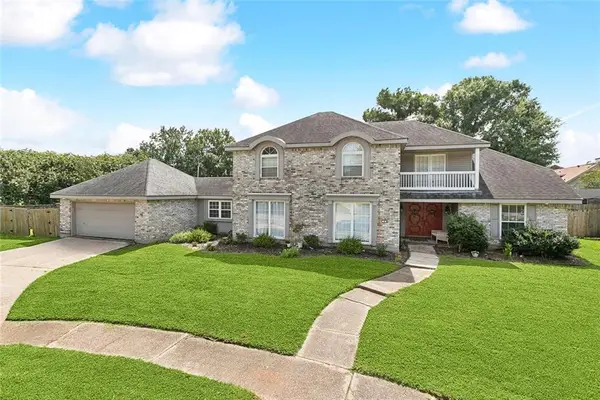 4 Yellowstone Court, New Orleans, LA 70131