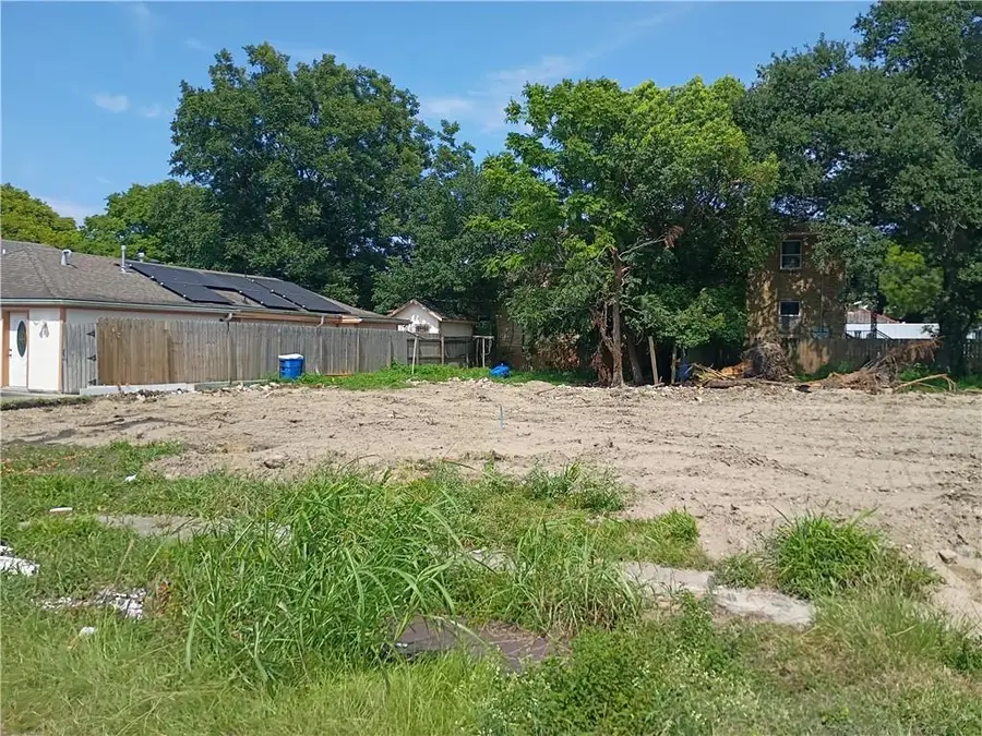 3007 St Anthony Avenue, New Orleans, LA 70122 - #2