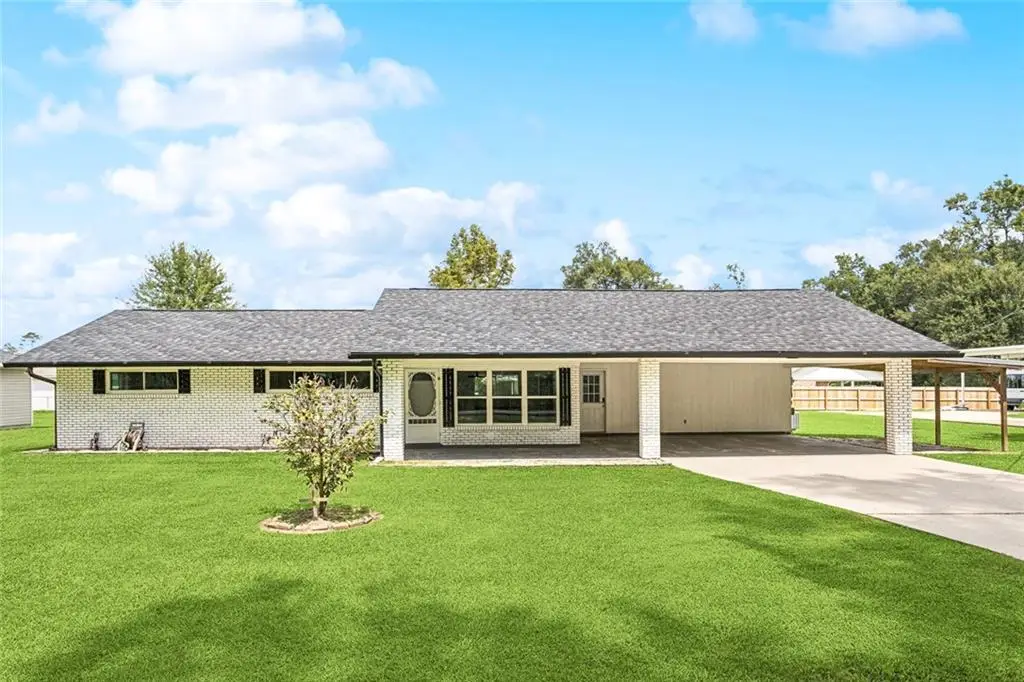 30185 Julia Street, Albany, LA 70711 - #1