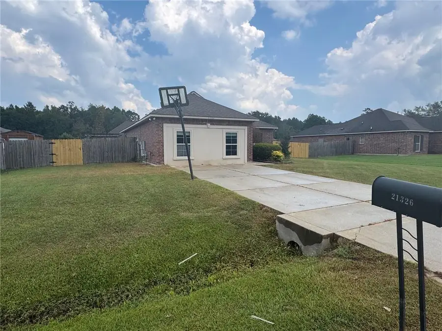 21326 Beau Chateau Boulevard, Ponchatoula, LA 70454 - #2