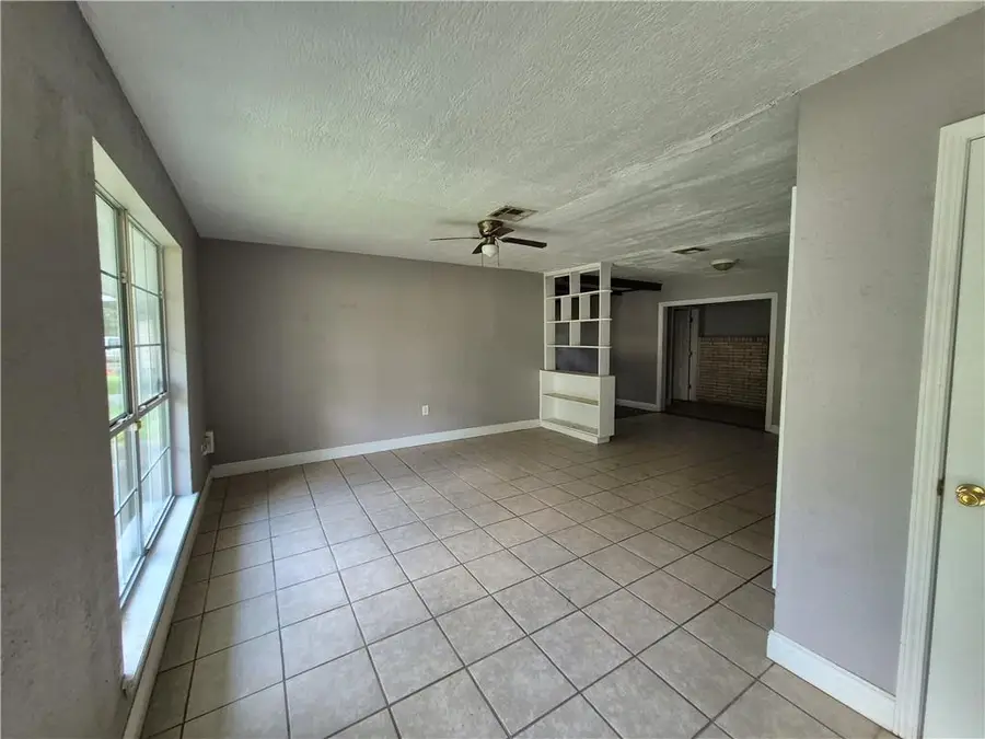 213 N Scanlan Street, Hammond, LA 70401 - #3