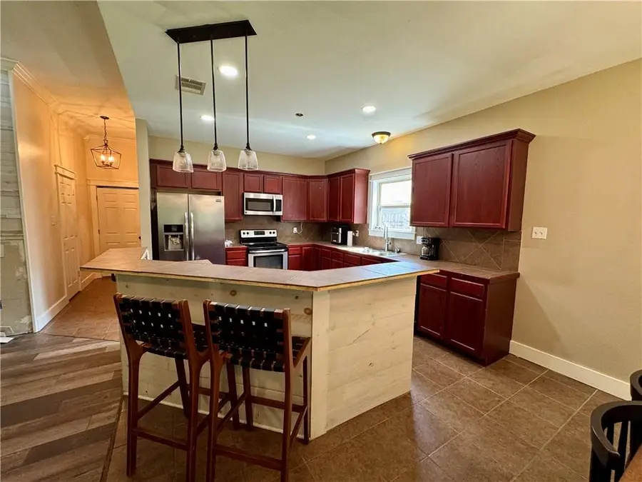 42225 Penrose Street, Ponchatoula, LA 70454 - #2