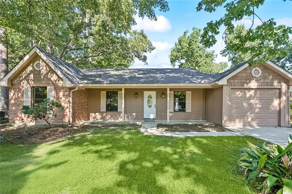 215 W Hickory Street, Mandeville, LA 70471 - #1