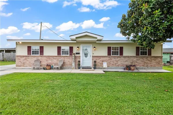 2130 N Butterfly Circle, Terrytown, LA 70056