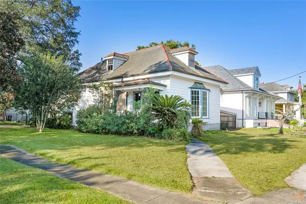 5672 Rosemary Place, New Orleans, LA 70124