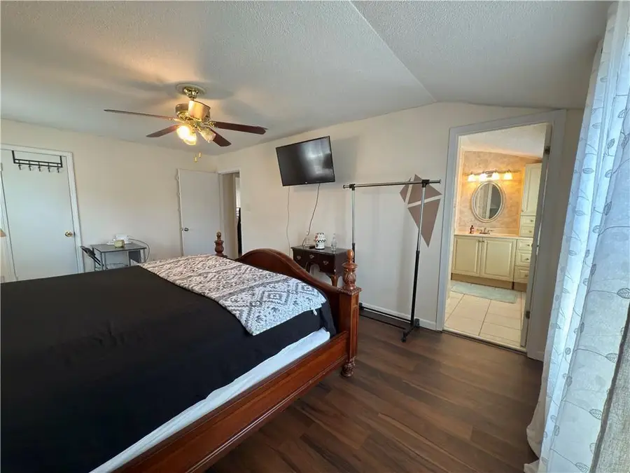 316 Bienville Drive, Gretna, LA 70056 - #2