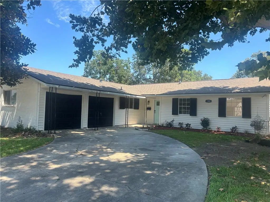 1904 Madewood Drive, Laplace, LA 70068 - #1