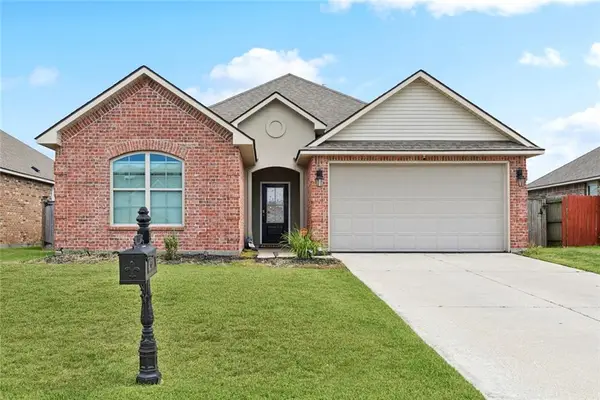 140 East Lake Court, Slidell, LA 70461