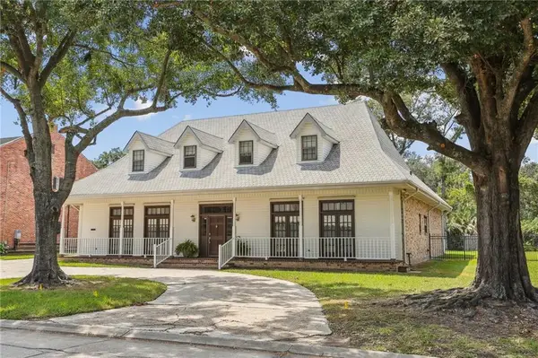 206 Timberlane Road, Gretna, LA 70056