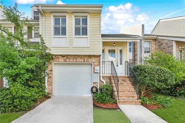 932 Old Metairie Place, Metairie, LA 70001