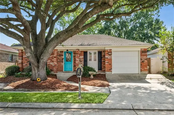 2772 Ridgefield Road, Gretna, LA 70056