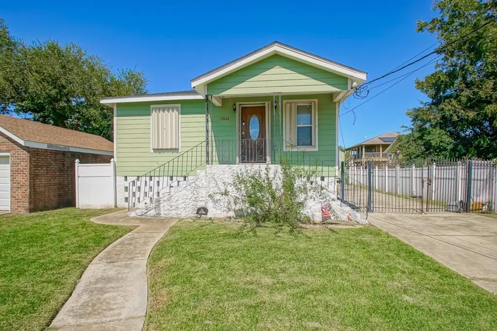 2561 New York Street, New Orleans, LA 70122 - #1