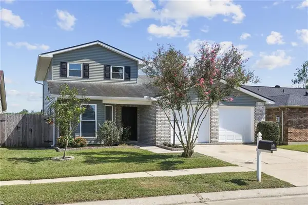 929 Kingsway E Street, Gretna, LA 70056