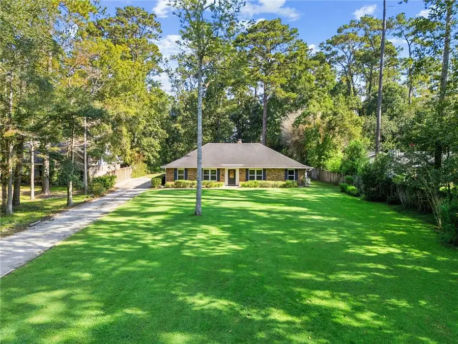 93 N Dogwood Drive, Covington, LA 70433 - #3