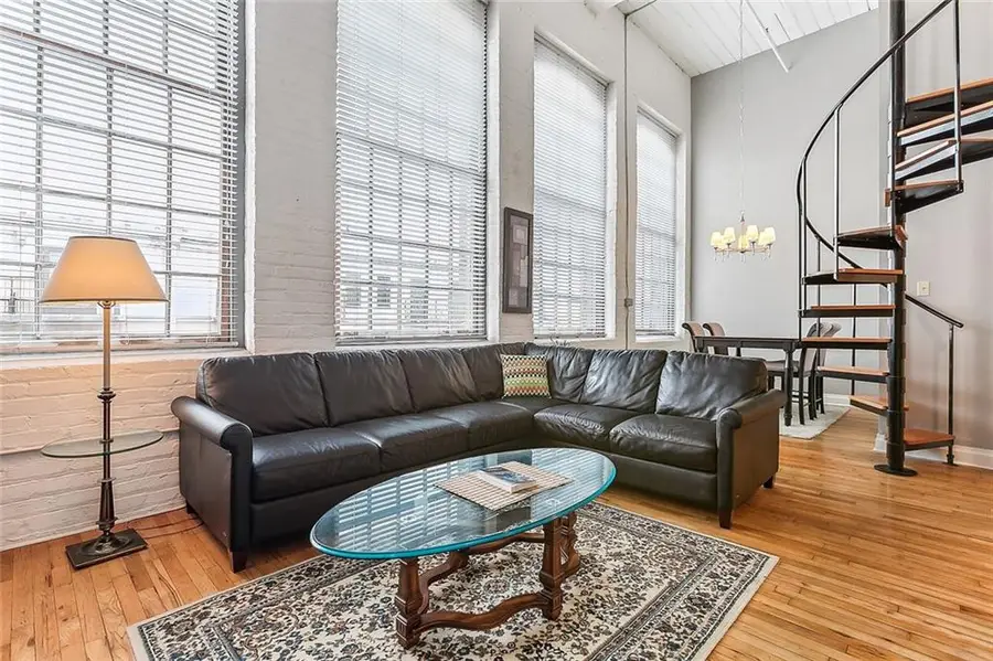 920 Poeyfarre Street #303, New Orleans, LA 70130 - #3