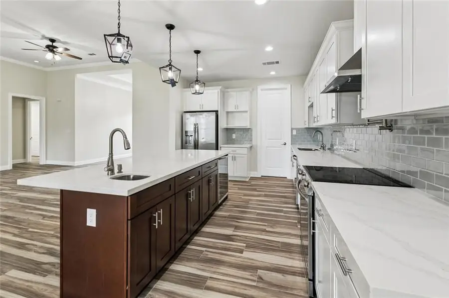 1701 Heatherwood Drive, Harvey, LA 70058 - #2