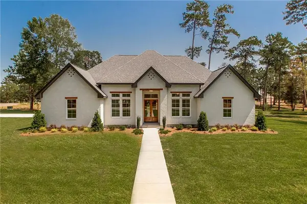 7220 The Woods Avenue, Abita Springs, LA 70420