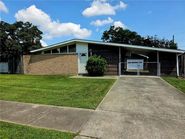 1933 Friedrica Street, Gretna, LA 70056