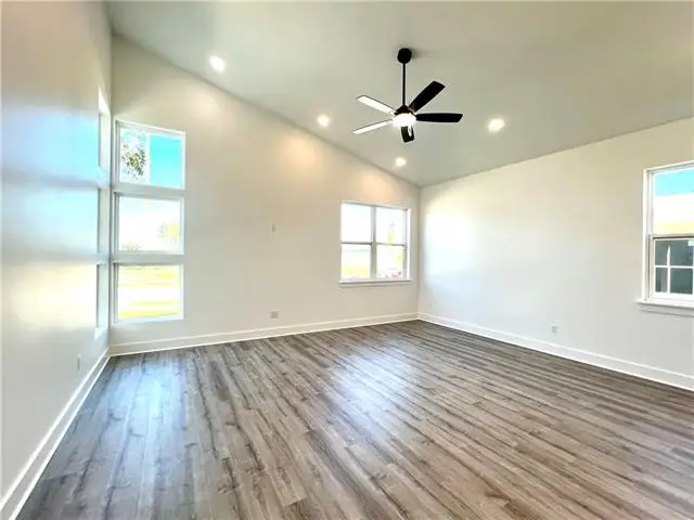 2809 Live Oak Drive, Terrytown, LA 70056 - #2