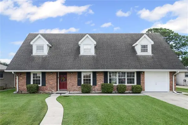 63 Marie Drive, Gretna, LA 70053