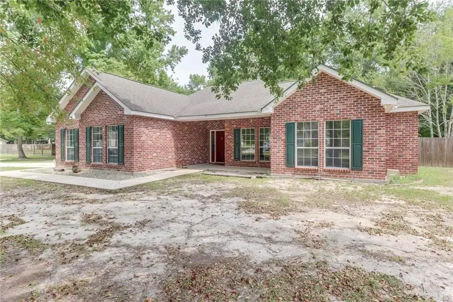 30167 East Street, Lacombe, LA 70445 - #3