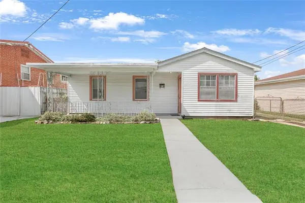 52 Creagan Avenue, Gretna, LA 70053