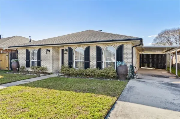 1112 Giuffrias Avenue, Metairie, LA 70001