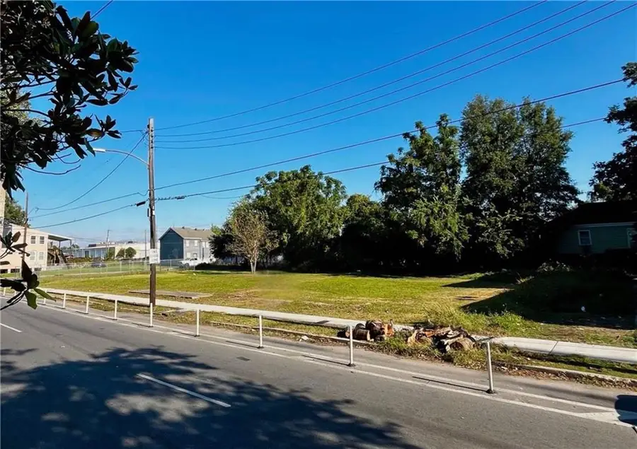 2813 Martin Luther King Jr Boulevard, New Orleans, LA 70125 - #3