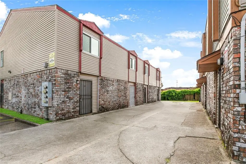 6001-07 Tullis Drive, New Orleans, LA 70131 - #1