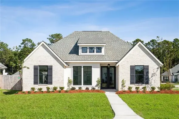2008 White Dove Drive, Madisonville, LA 70447