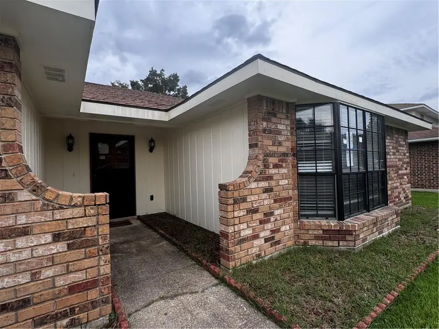 2117 Colonial Drive, Laplace, LA 70068 - #2