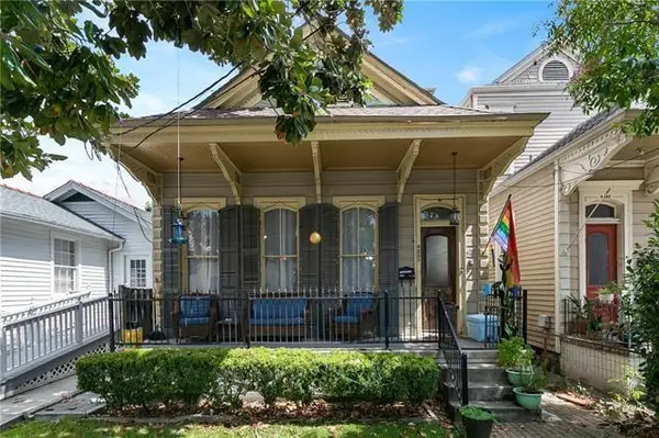 4229 Camp Street, New Orleans, LA 70115