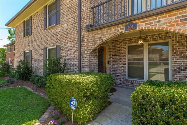 9428 Francine Drive, River Ridge, LA 70123