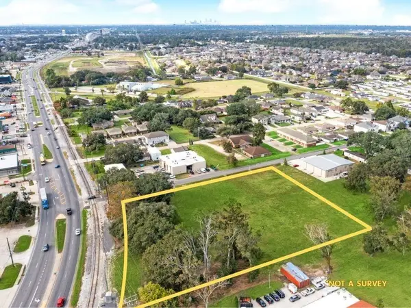 101 E 3rd Street, Belle Chasse, LA 70037