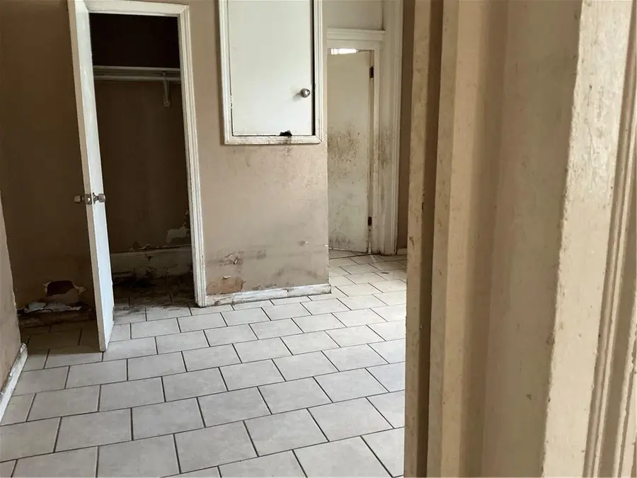 3217-19 Gravier Street, New Orleans, LA 70119 - #2