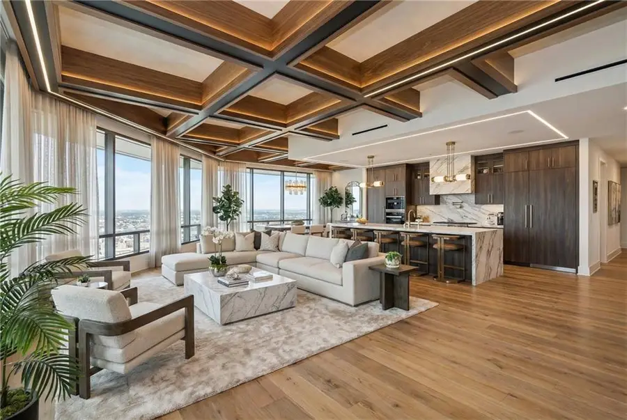 2 Canal Street #3100, New Orleans, LA 70130 - #2