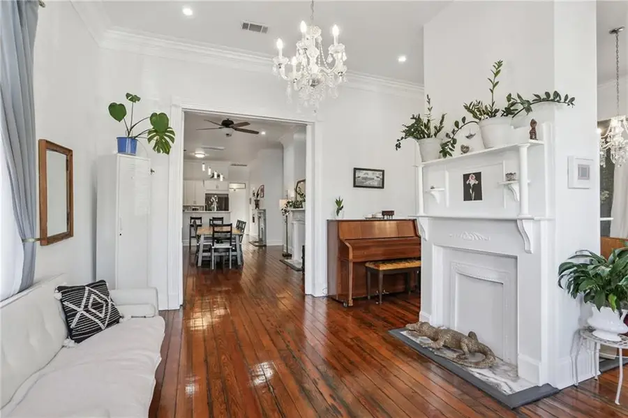 2733 Milan Street, New Orleans, LA 70115 - #3