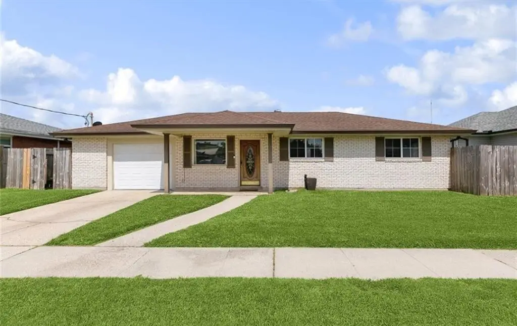 2716 Volpe Drive, Chalmette, LA 70043 - #1