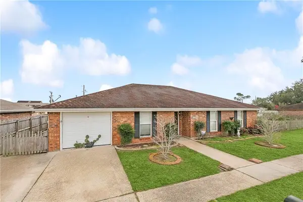 3221 Riverland Drive, Chalmette, LA 70043