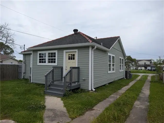 8616 Livingston Avenue, Chalmette, LA 70043 - #3