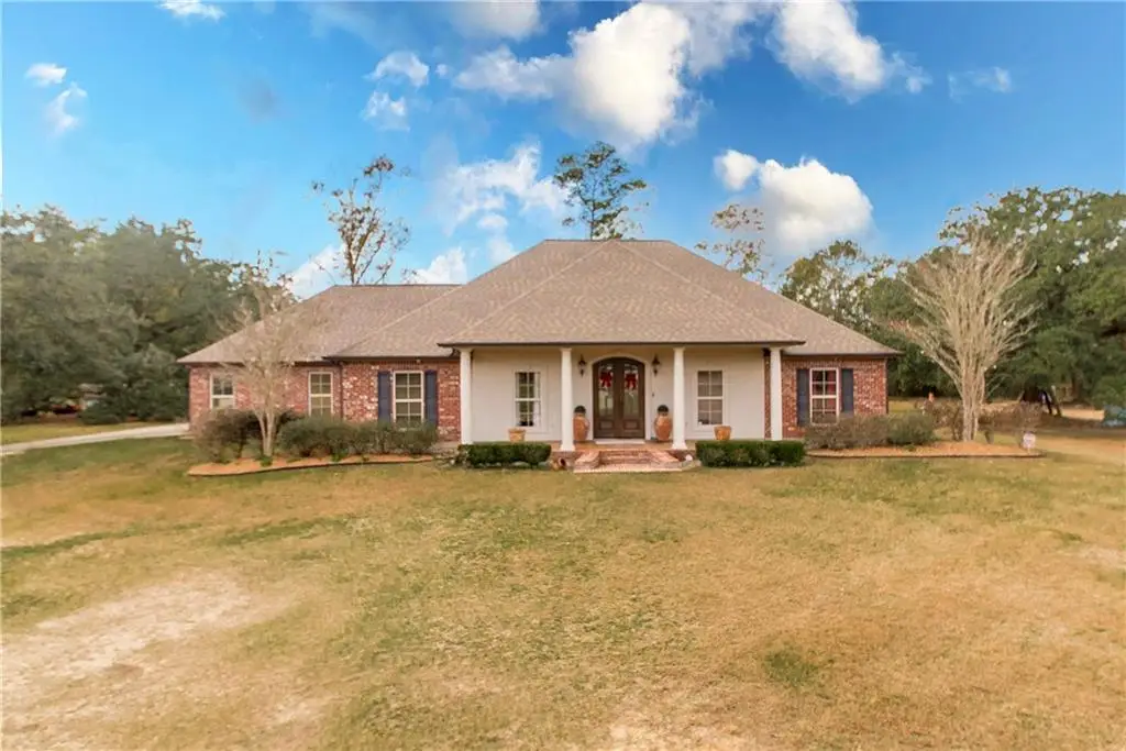 31029 La-22 Highway, Springfield, LA 70462 - #1