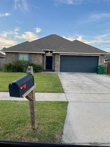 2410 Hebert Drive, Laplace, LA 70068
