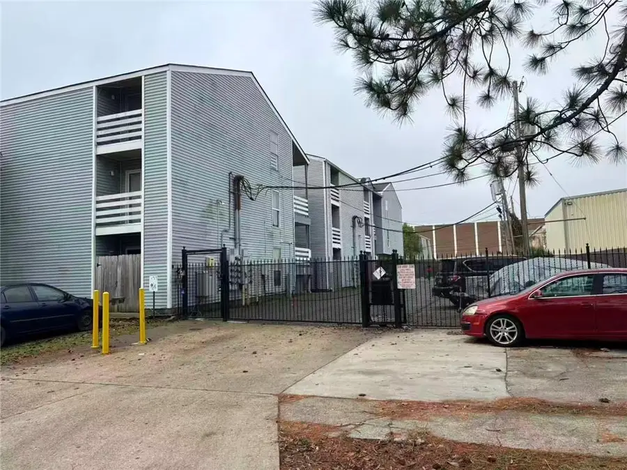 4218 Hessmer Avenue #302, Metairie, LA 70002 - #2