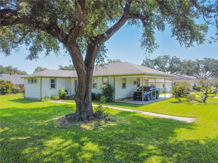 146 Broussard Drive, Laplace, LA 70068 - #2