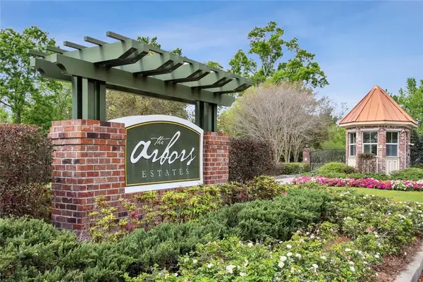 31 Arbor Lane, New Orleans, LA 70131