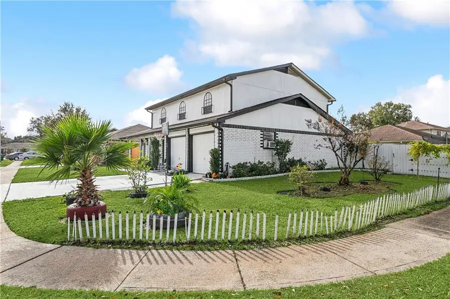 2700 Sandero Del Este Street, Harvey, LA 70058 - #2
